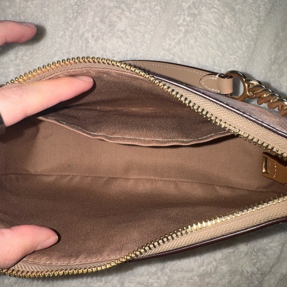 Coach Kiss Print Teri Shoulder Bag - Regular Size (NOT mini) - Picture 5 of 8